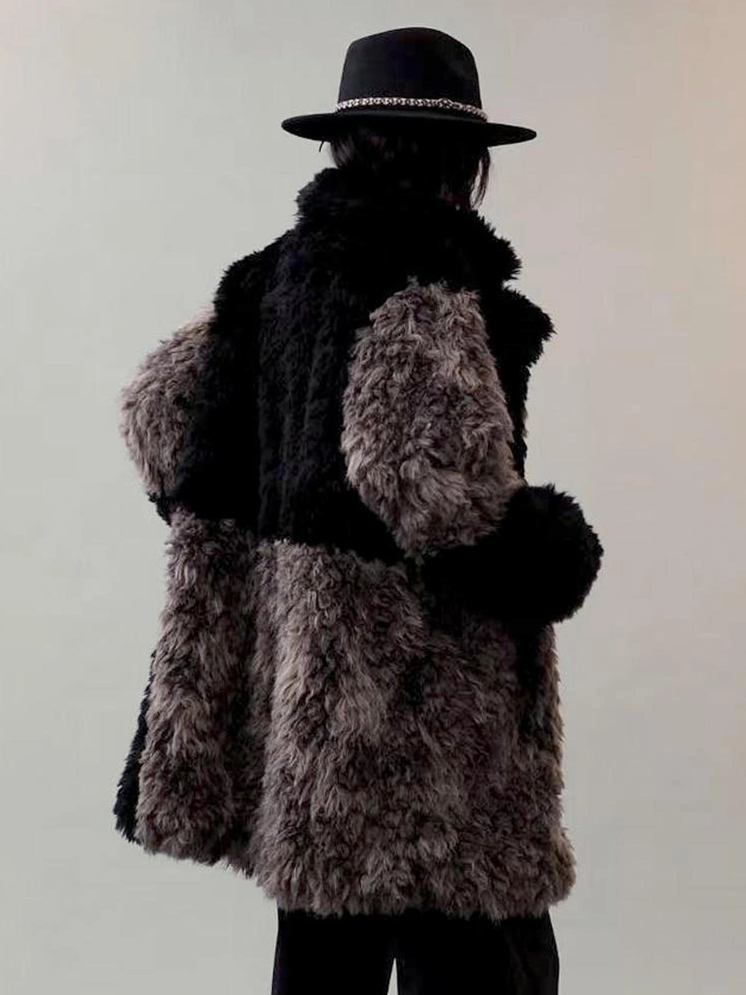 AnnoMundi Two Tone Long Fur Coat With Wide Lapel Jacket
