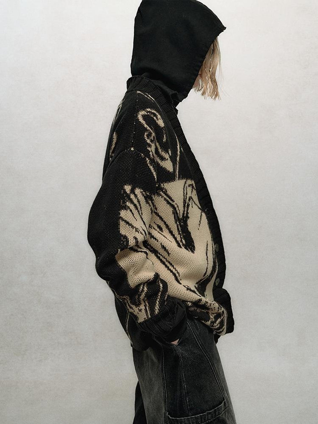 AnnoMundi V-Neck Abstract Doodle Heart Cardigan