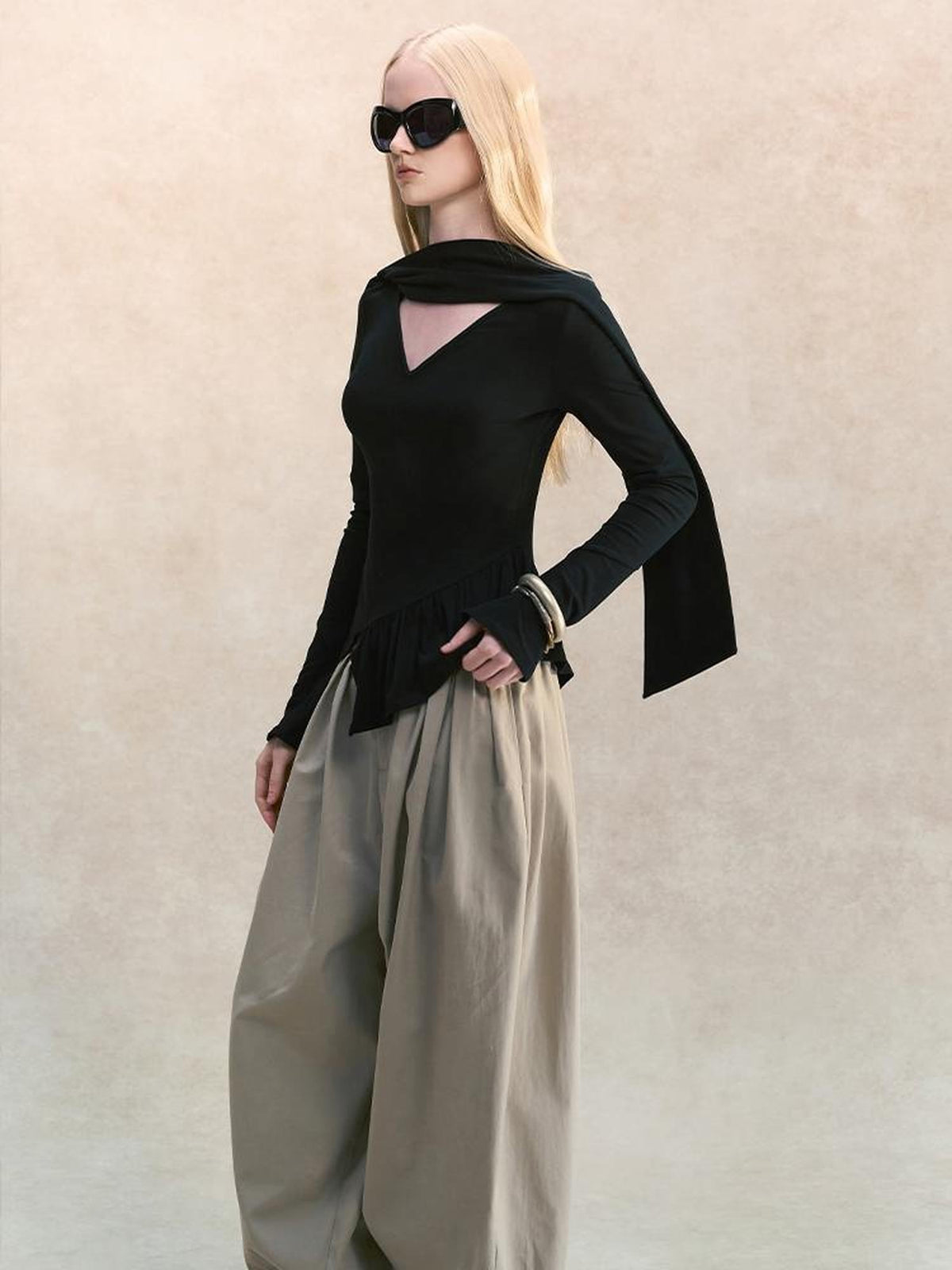 AnnoMundi V-neck Ribbon Scarf Deconstructed Brushed Women&