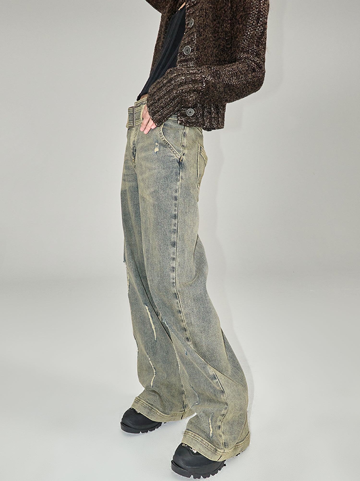 AnnoMundi Vintage Blue Cracked Flare Jeans