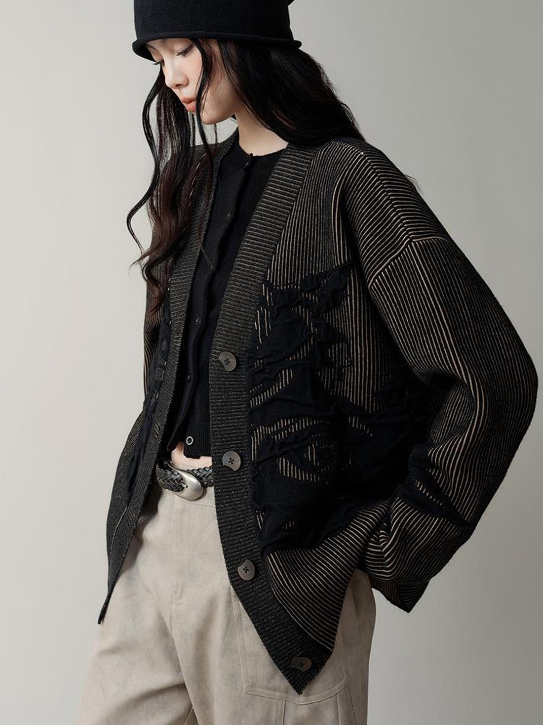AnnoMundi Vintage Floral Jacquard Knit Cardigan
