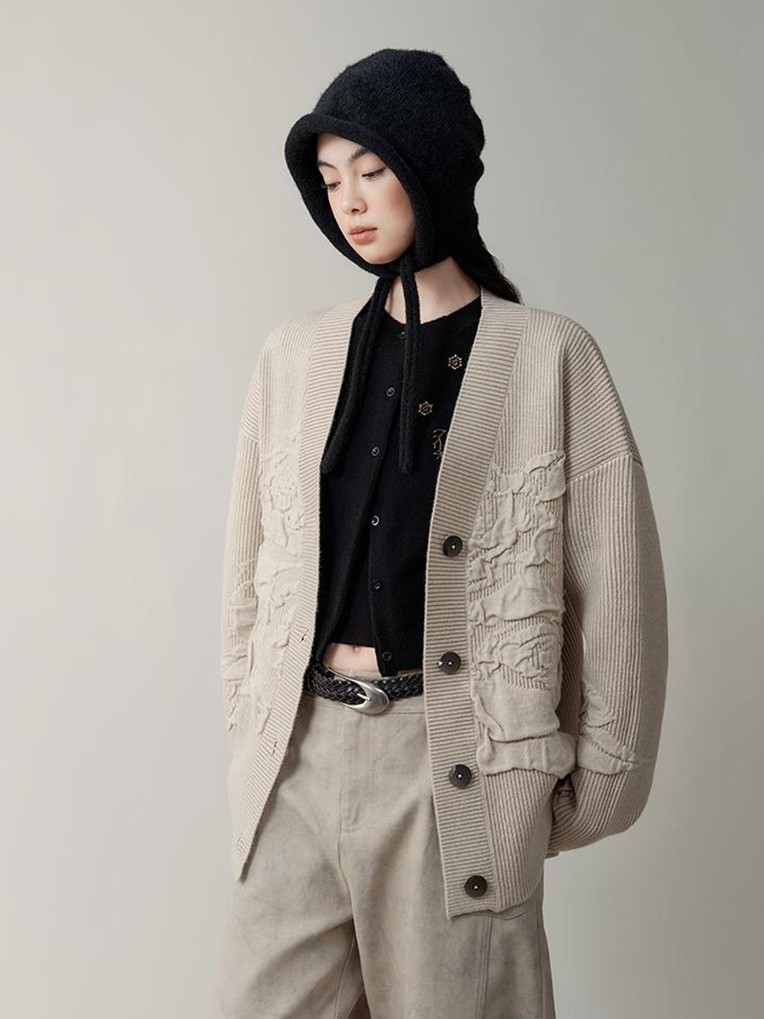 AnnoMundi Vintage Floral Jacquard Knit Cardigan