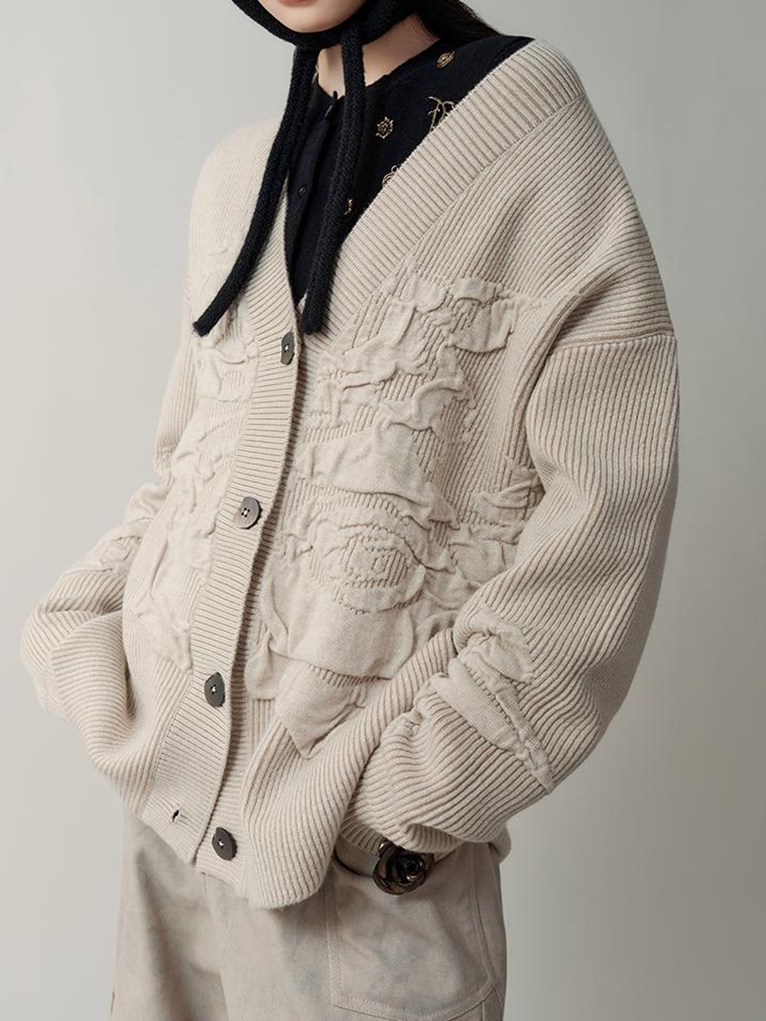 AnnoMundi Vintage Floral Jacquard Knit Cardigan