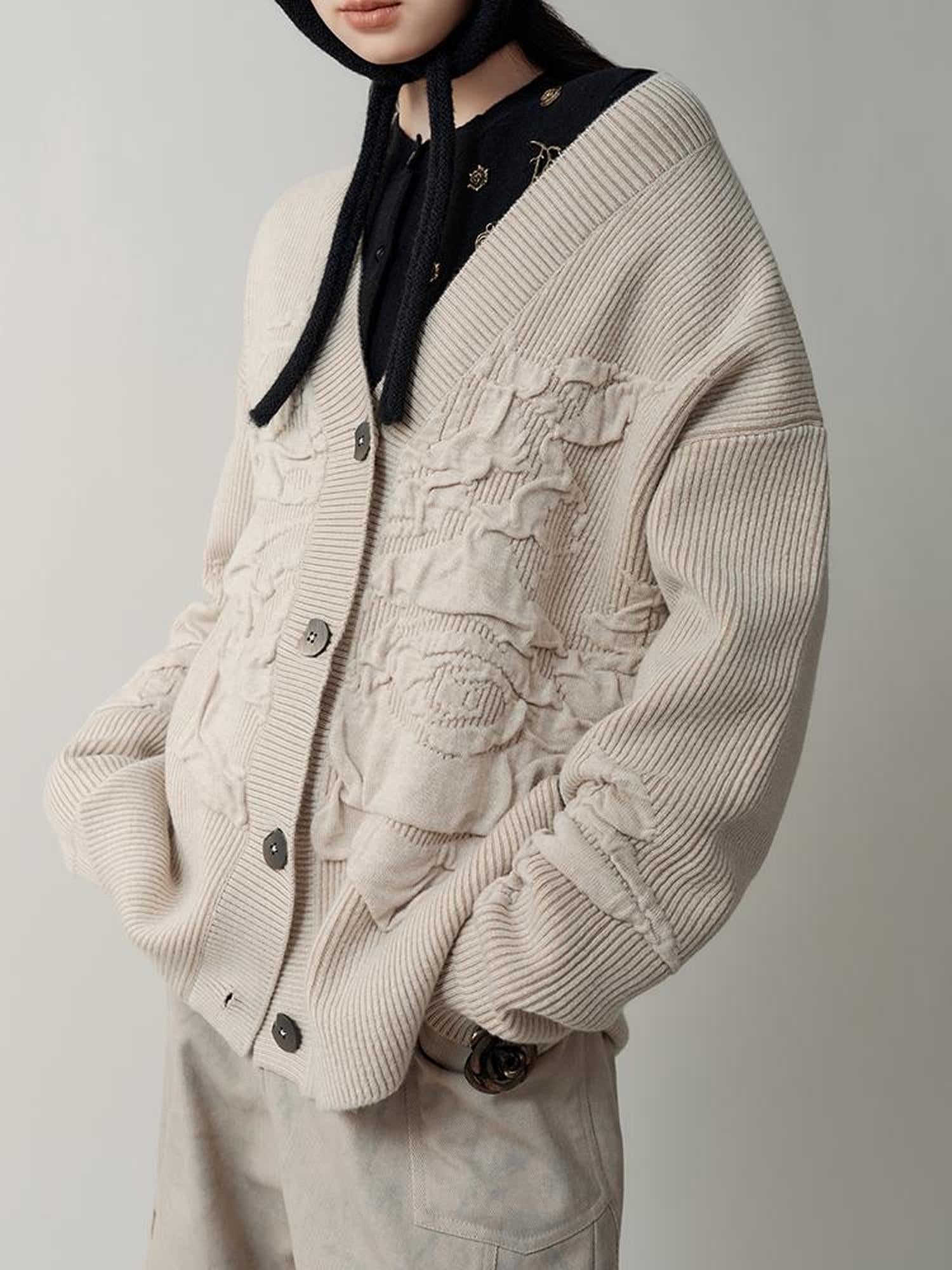 AnnoMundi Vintage Floral Jacquard Knit Cardigan