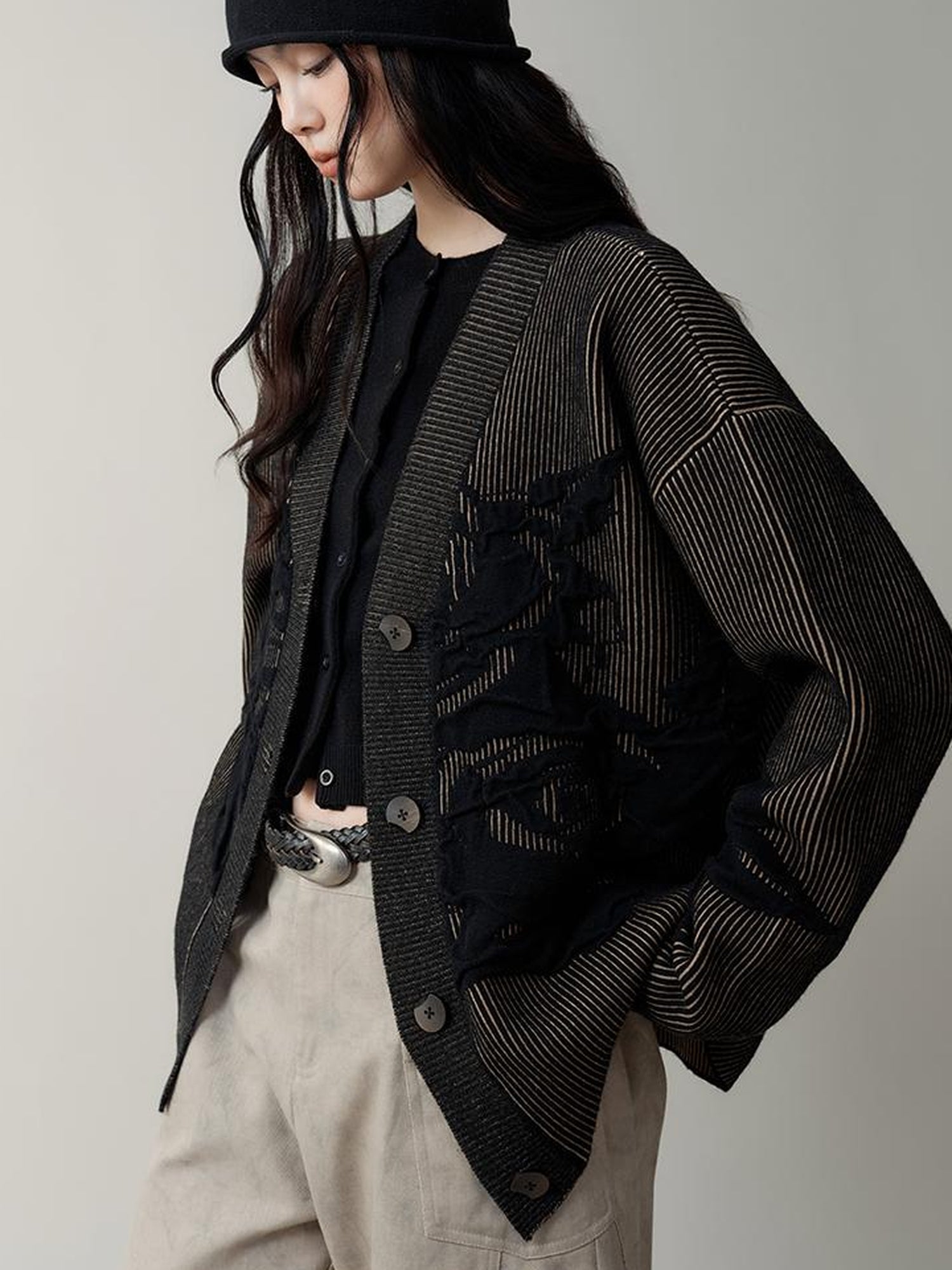 AnnoMundi Vintage Floral Jacquard Knit Cardigan