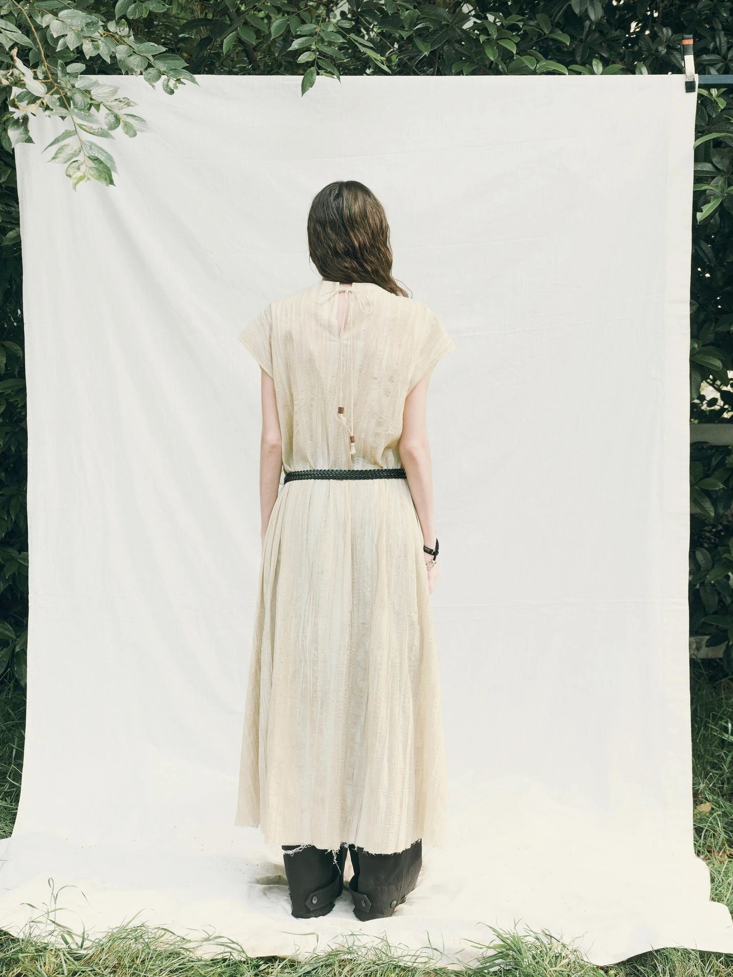 Vintage Lace Trimmed Silhouette Dress