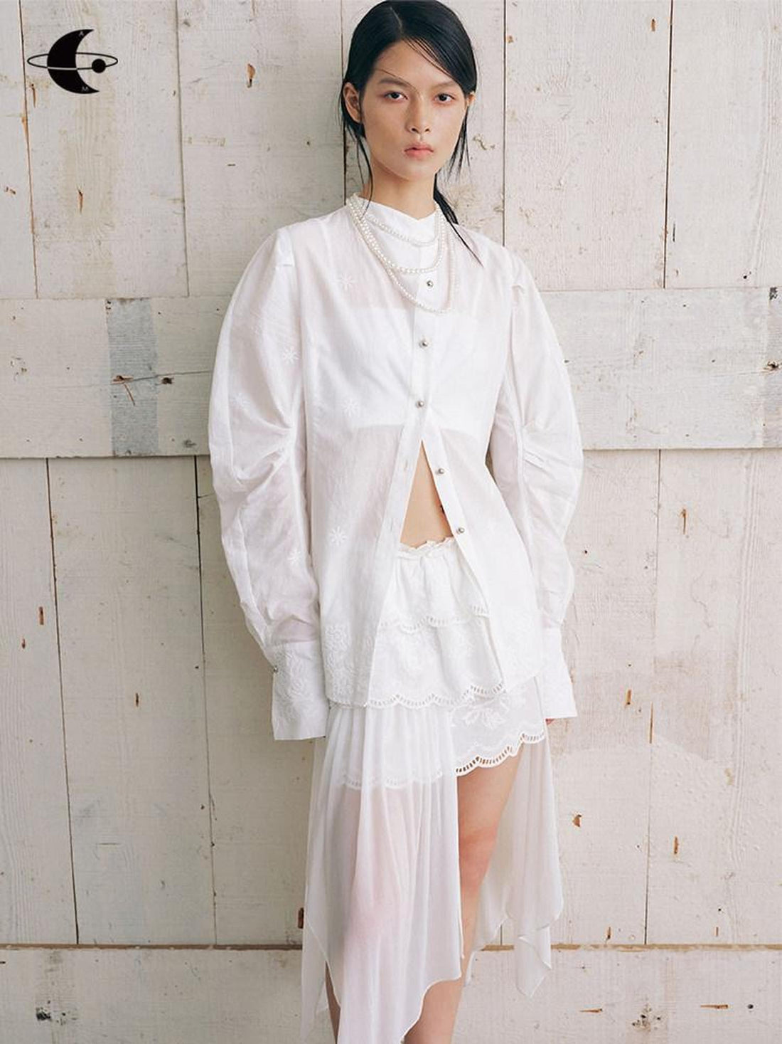 AnnoMundi White Collarless Cross Front Curved Blade Cuffed Women&