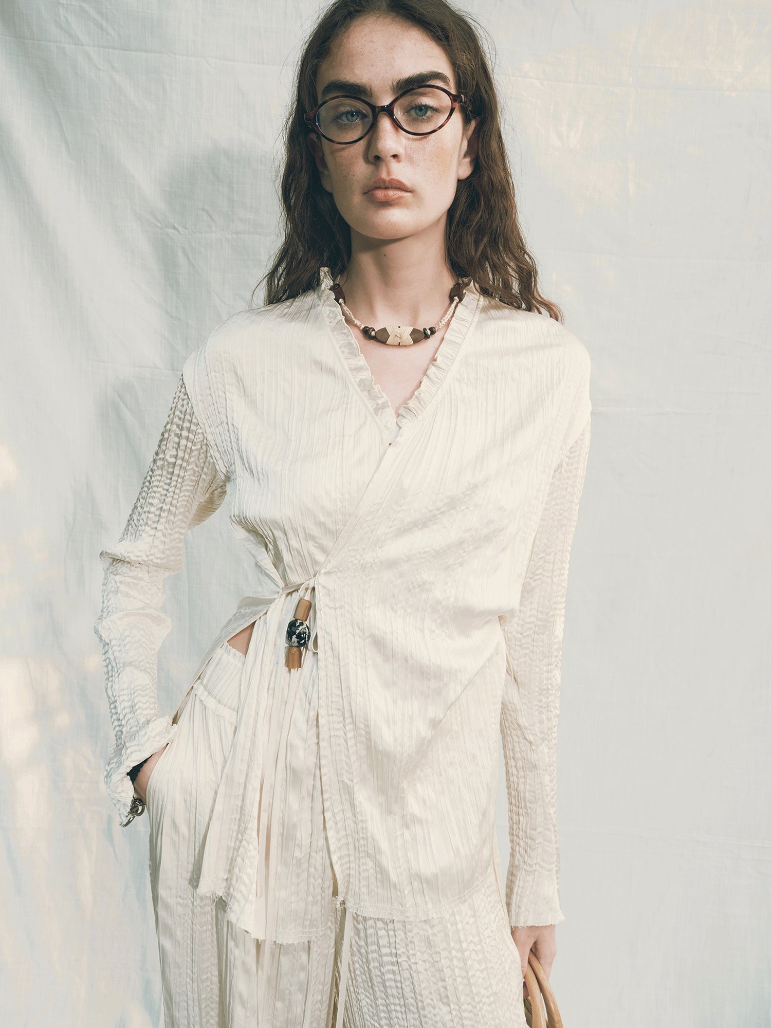 AnnoMundi Windwoven Willow V Neck Blouse