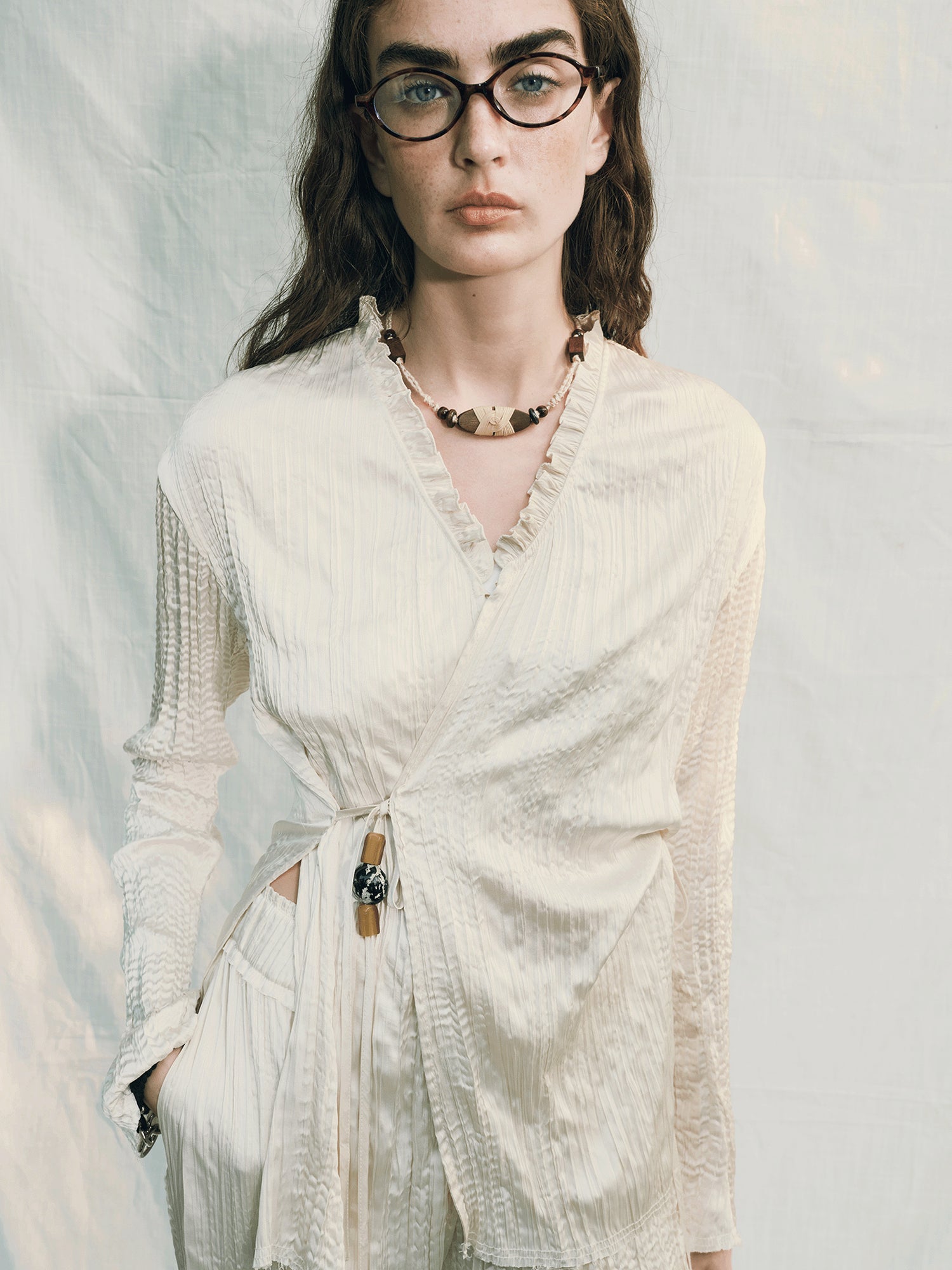 AnnoMundi Windwoven Willow V Neck Blouse