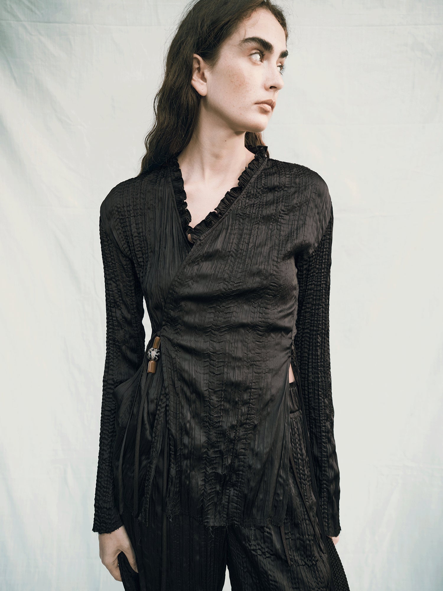 AnnoMundi Windwoven Willow V Neck Blouse