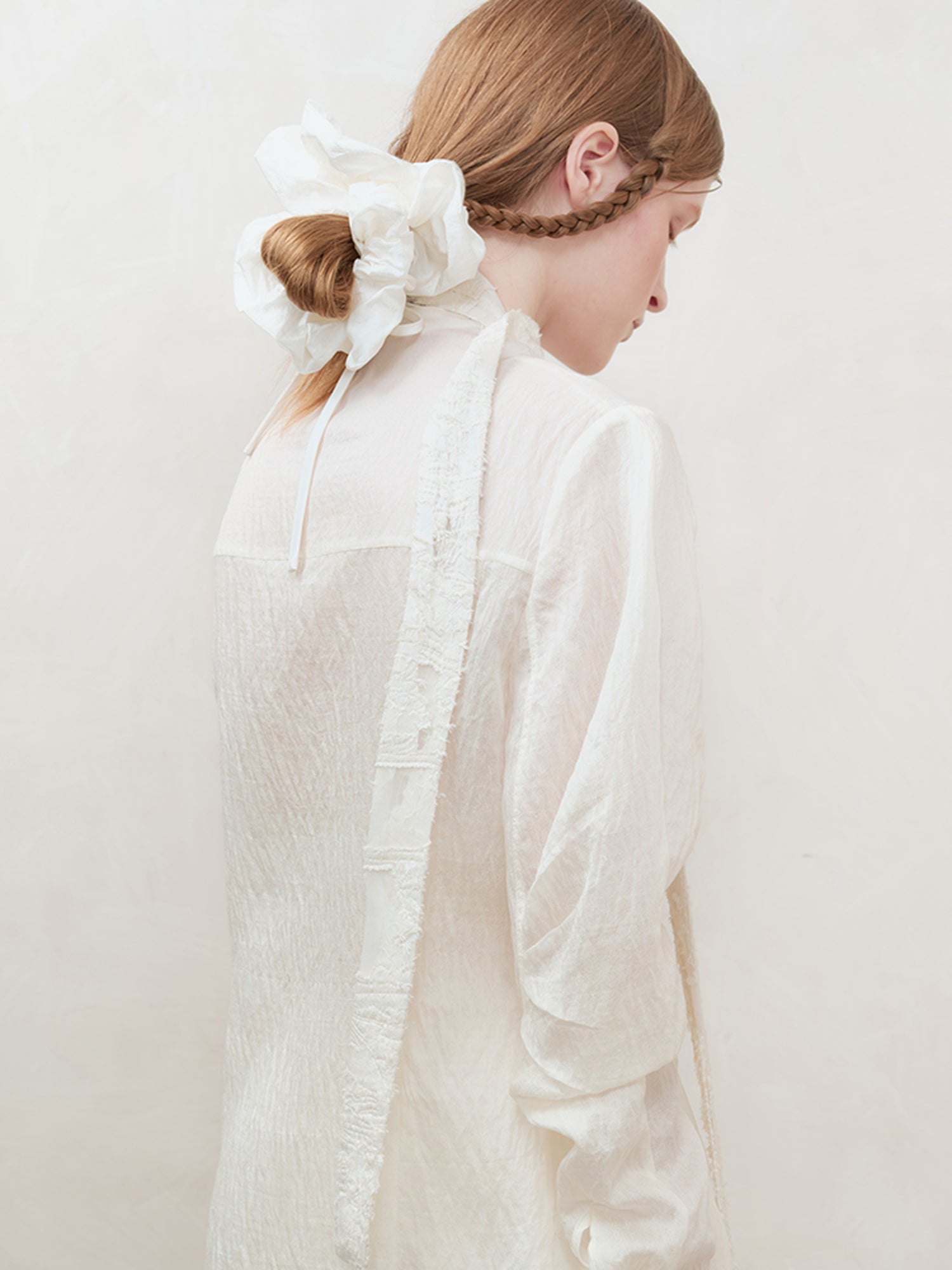 AnnoMundi Woven Glow Textured Linen Shirt