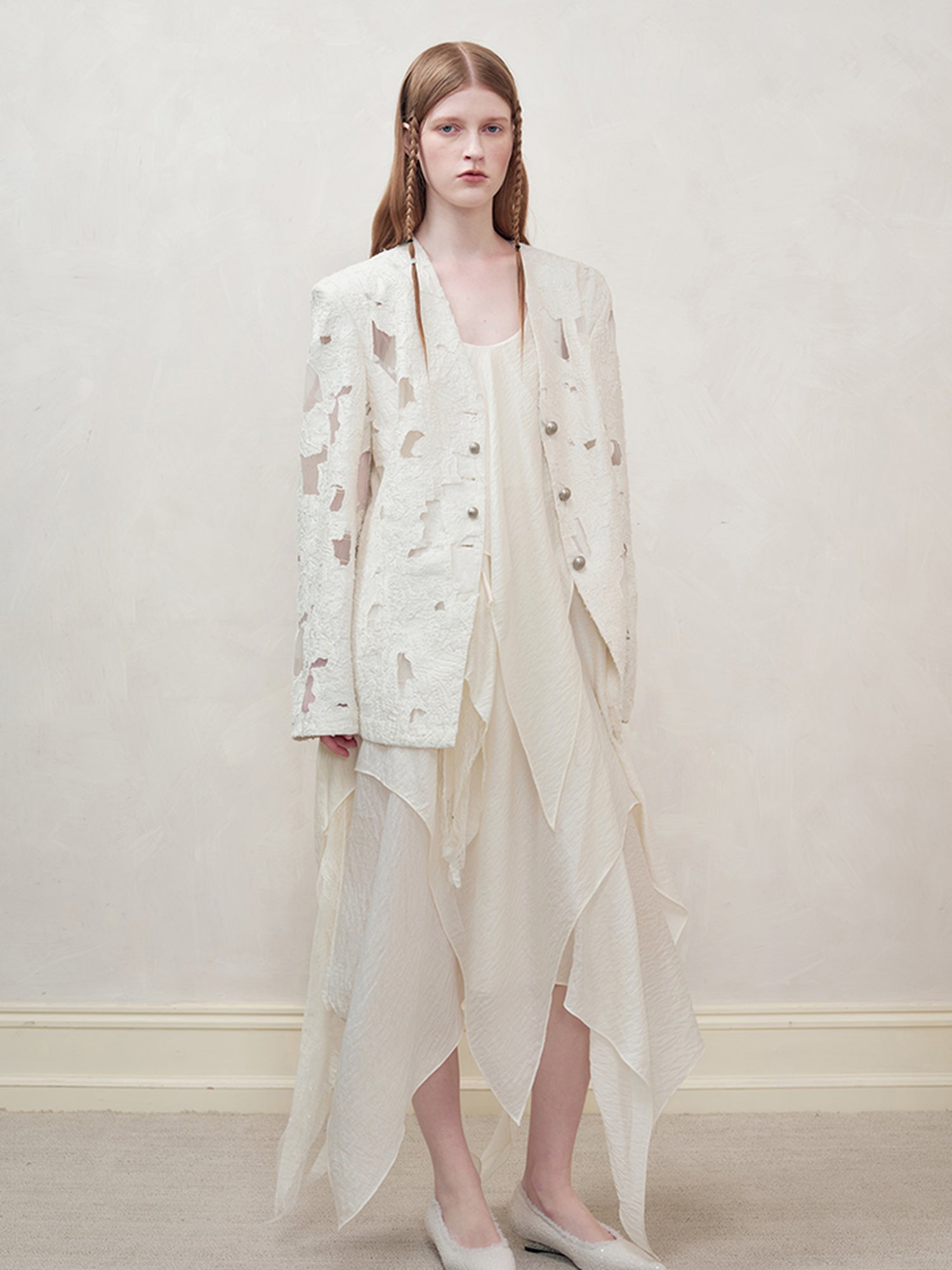 AnnoMundi Woven Knot V Neck Blazer