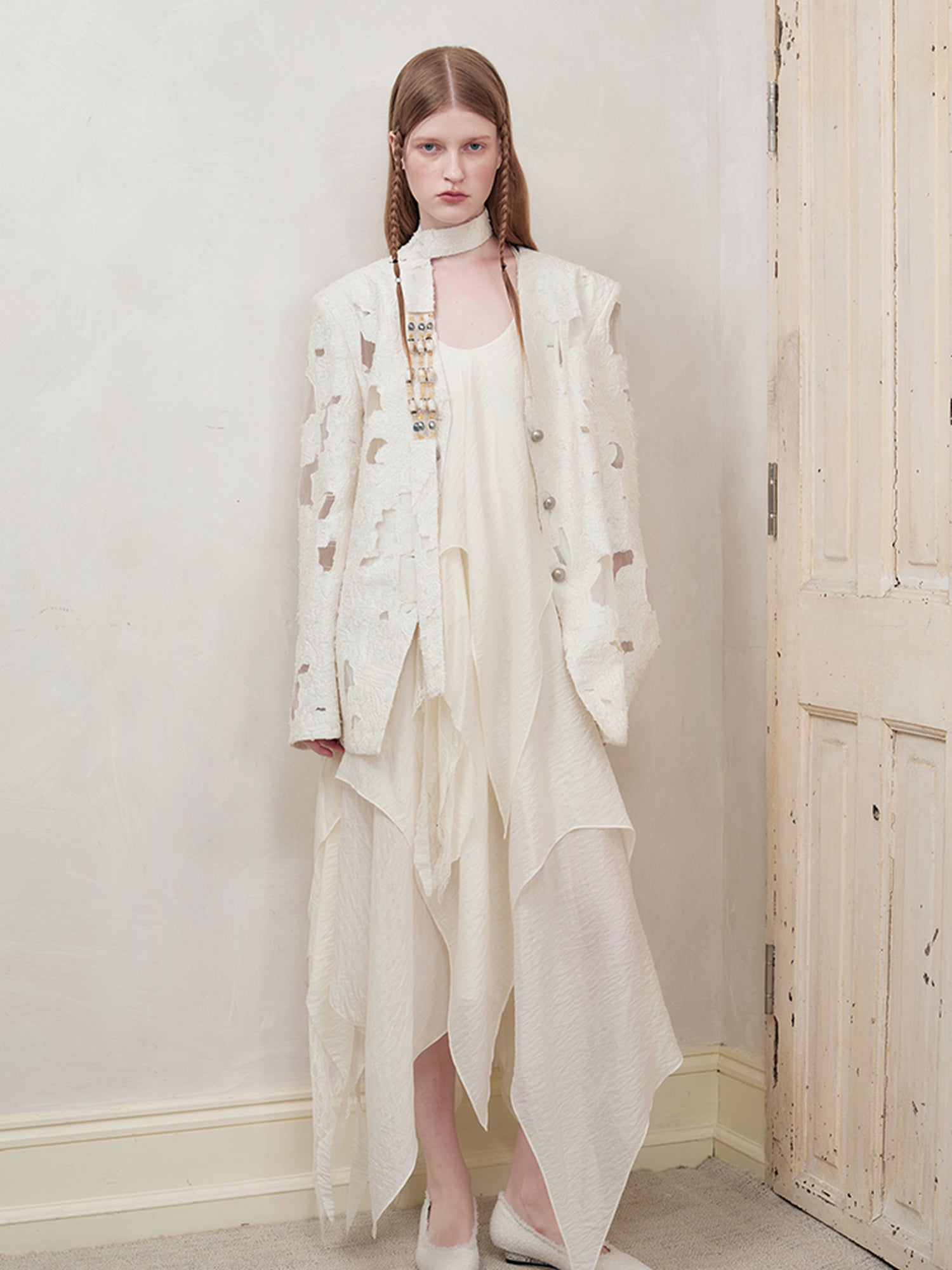 AnnoMundi Woven Knot V Neck Blazer