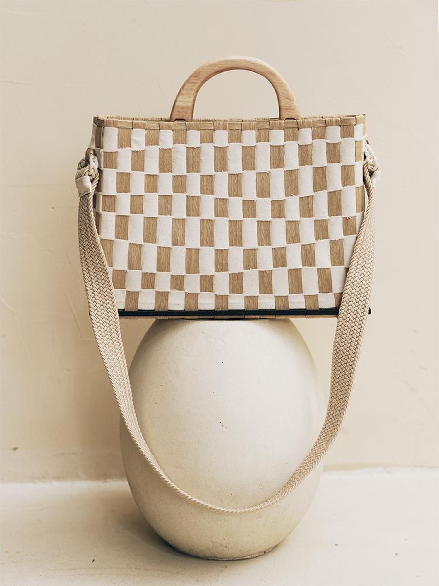 AnnoMundi Woven Wood Tote Timeless Waves