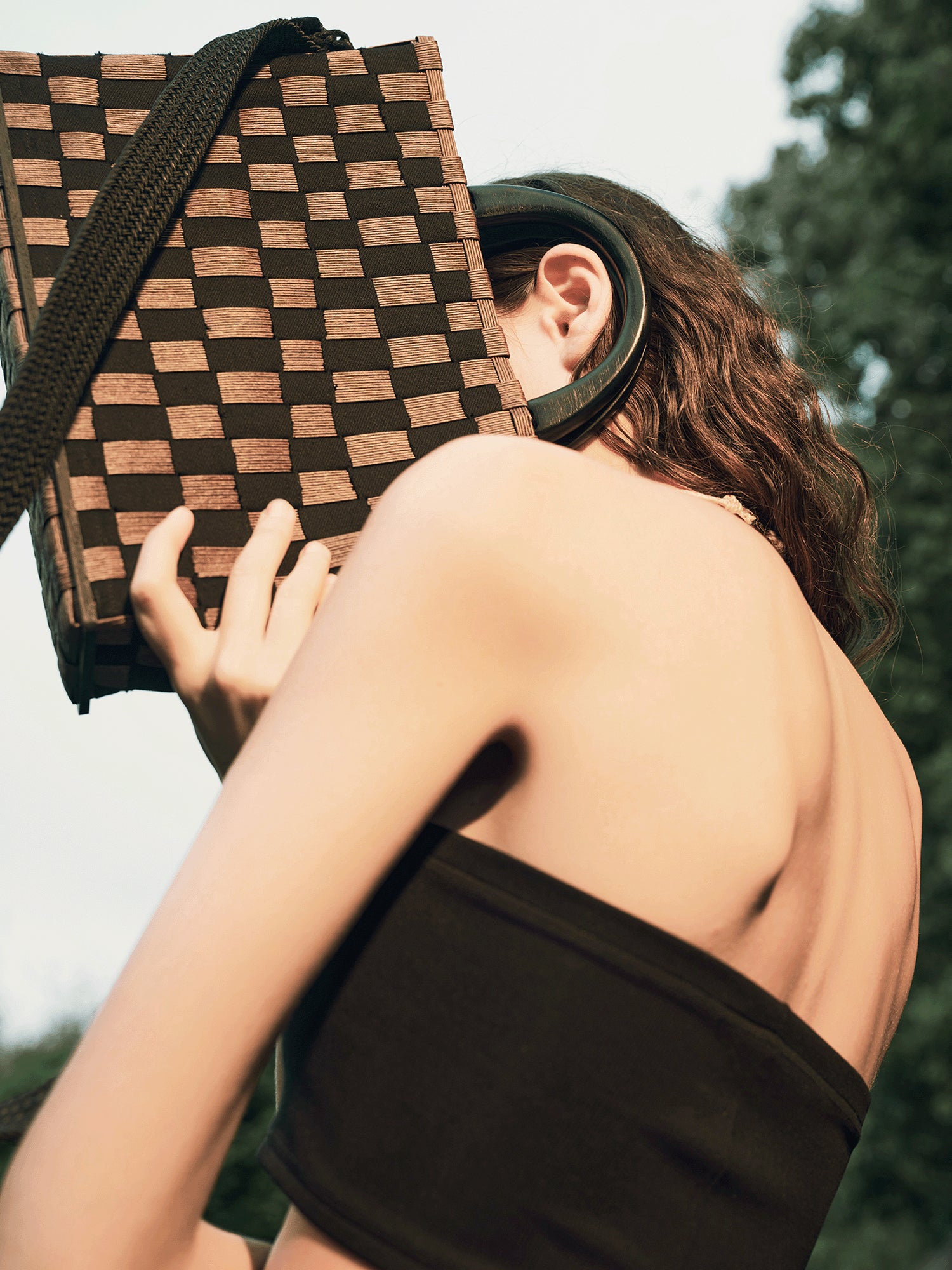 AnnoMundi Woven Wood Tote Timeless Waves