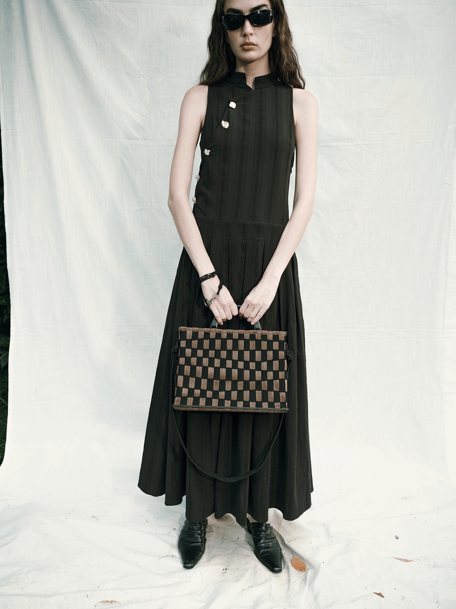 AnnoMundi Woven Wood Tote Timeless Waves