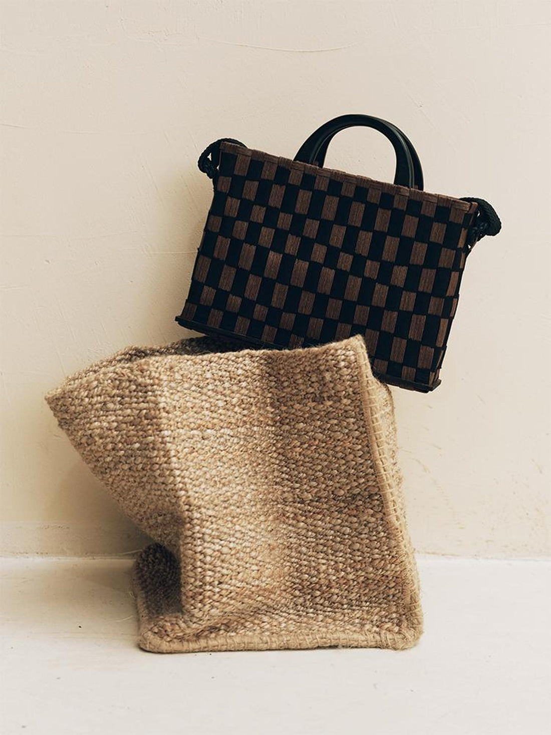 AnnoMundi Woven Wood Tote Timeless Waves