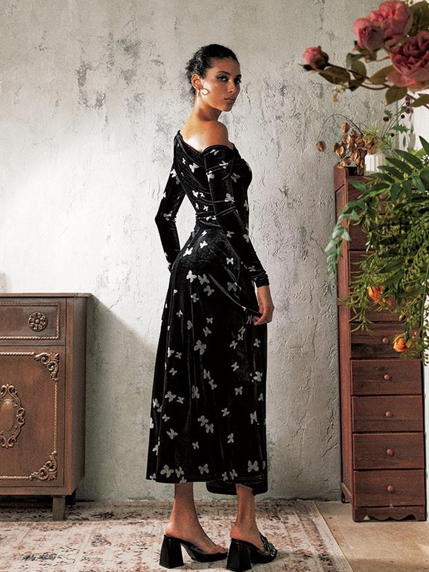 Update Anti Being General Butterfly Dream Bias Cut Velvet Gown