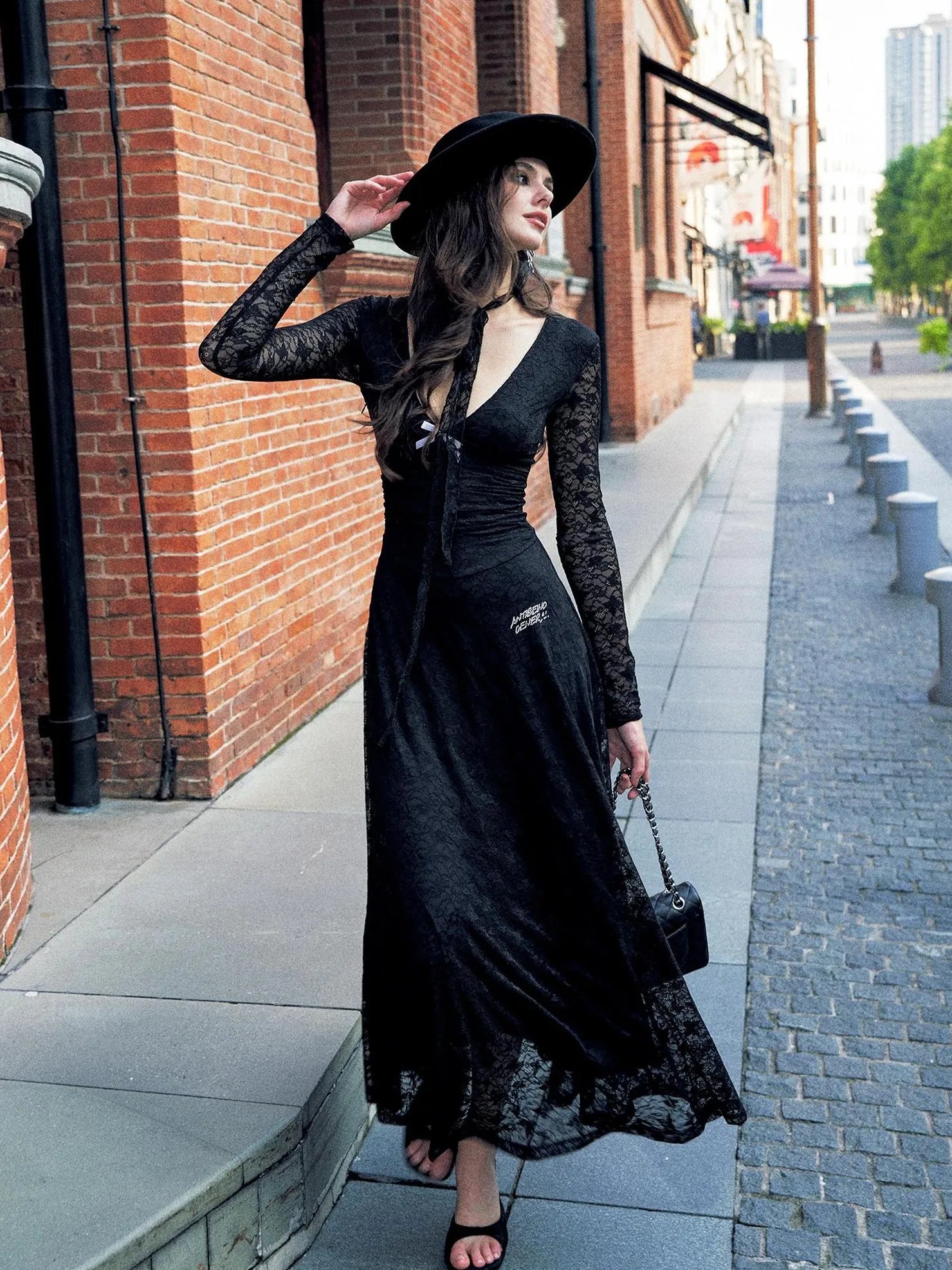 Anti Being General Slim Fit V-Neck Lace Trim Long Sleeve Dress Dresses