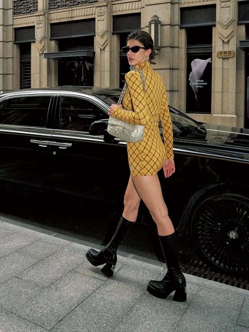 Anti Being General Vintage Plaid Cropped Cardigan Set V-neck T-shirt Long Sleeve Suits