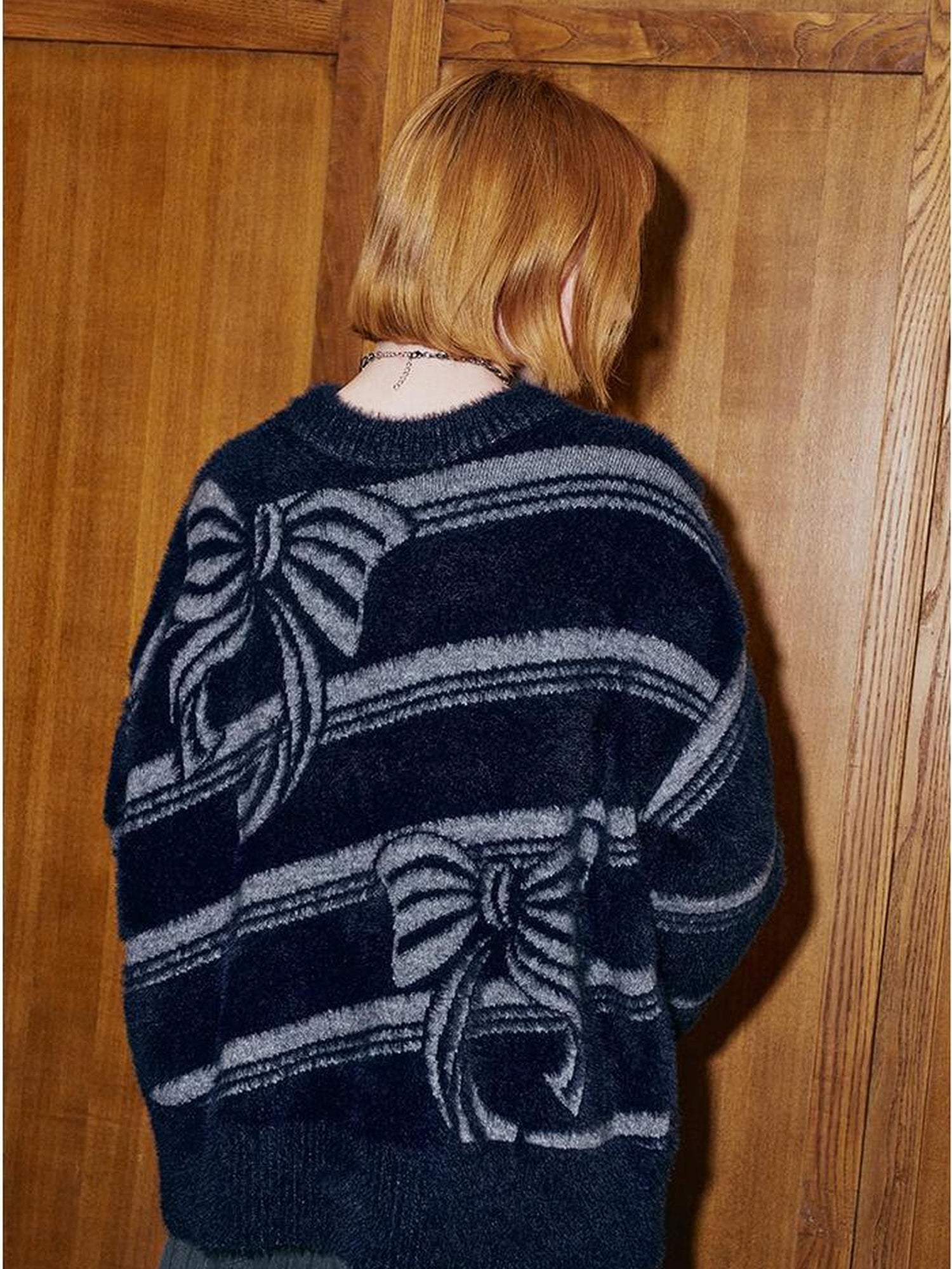 DIDDI MODA Arctic Velvet Bow Stripe Jacquard Sweater