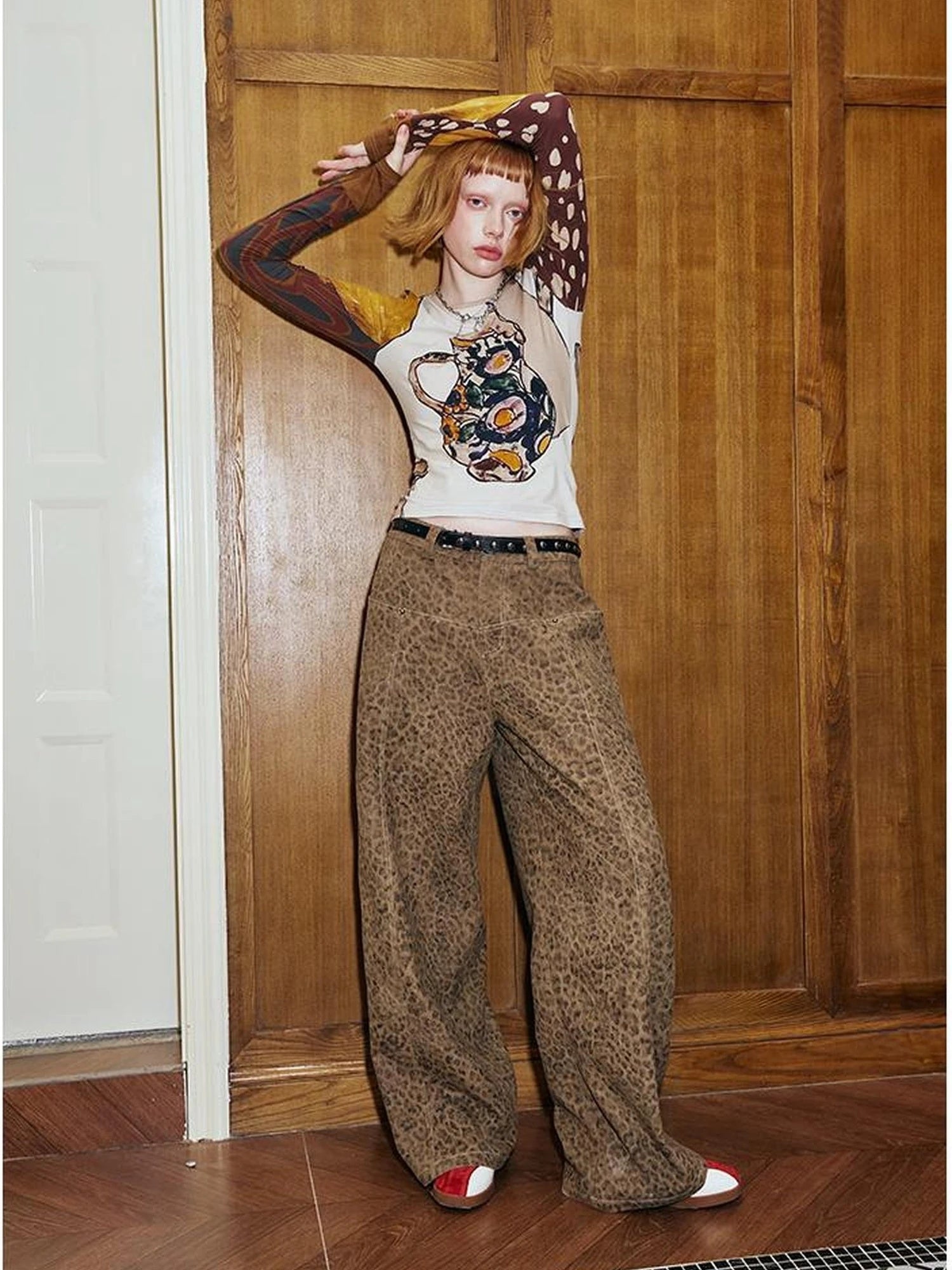 Art Vase Digital Print Slim Long Sleeve Top