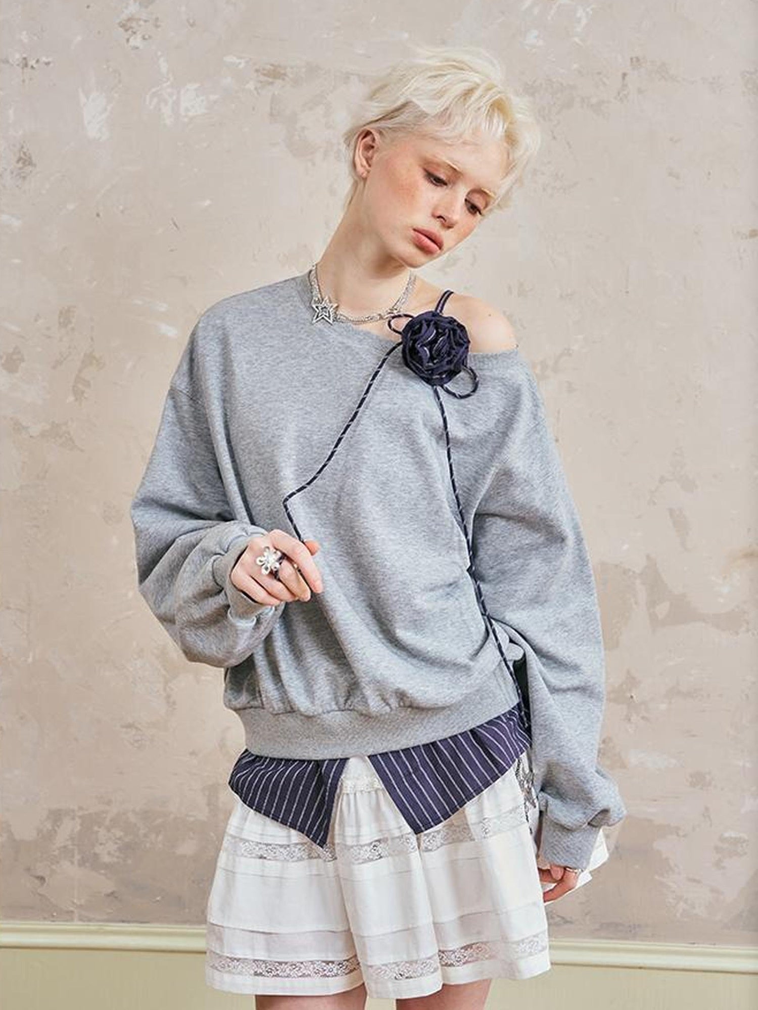 DIDDI MODA Asymmetrical Shoulder Floral Detail Sweatshirt