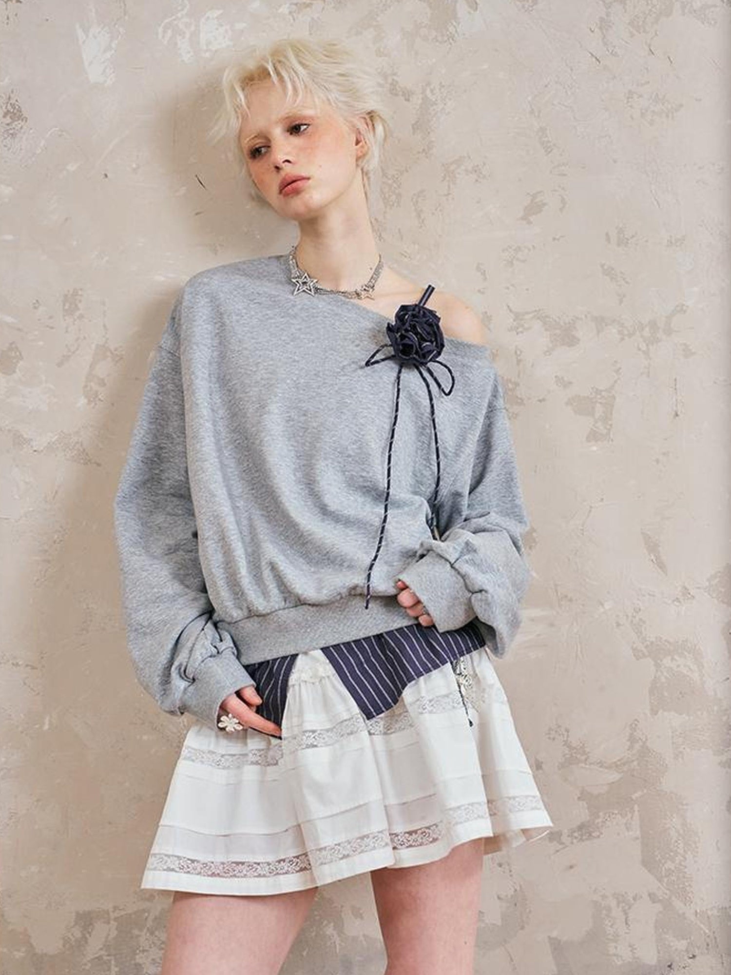 DIDDI MODA Asymmetrical Shoulder Floral Detail Sweatshirt