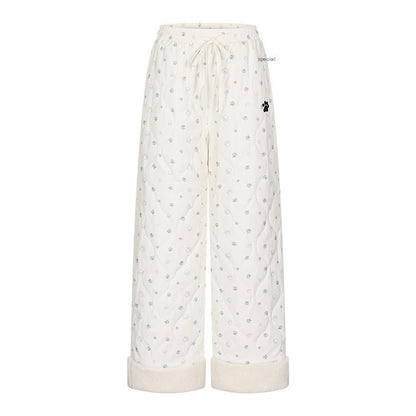 BETWEENAND_Allover_Paw_Print_Quilted_Windproof_Women&