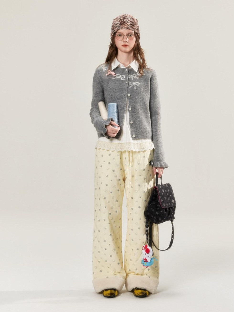 BETWEENAND Allover Paw Print Quilted Windproof Women&
