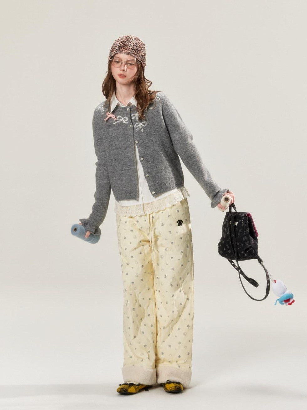BETWEENAND Allover Paw Print Quilted Windproof Women&