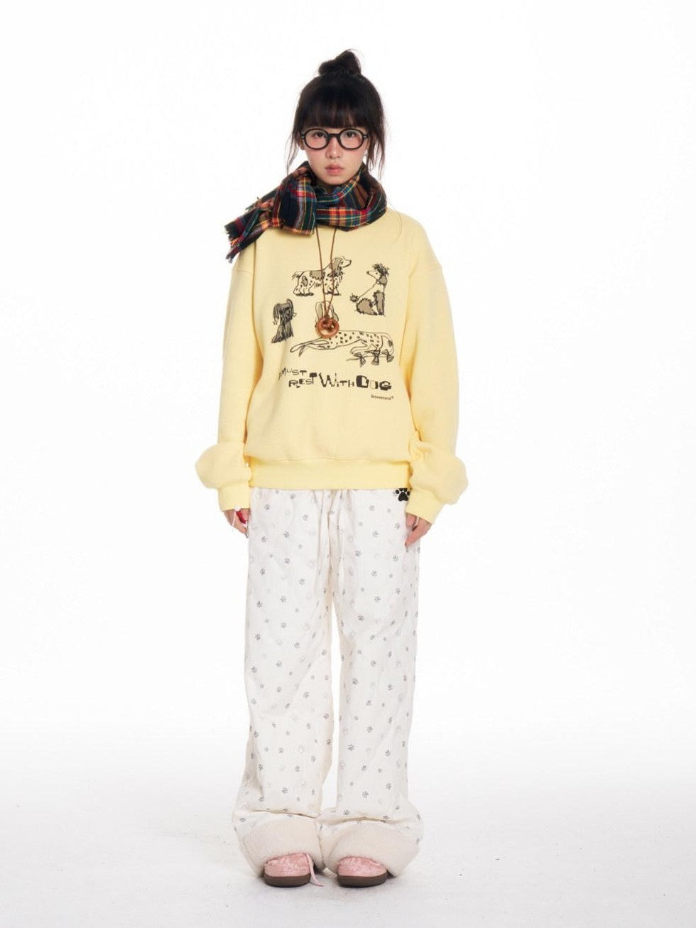 BETWEENAND Allover Paw Print Quilted Windproof Women&