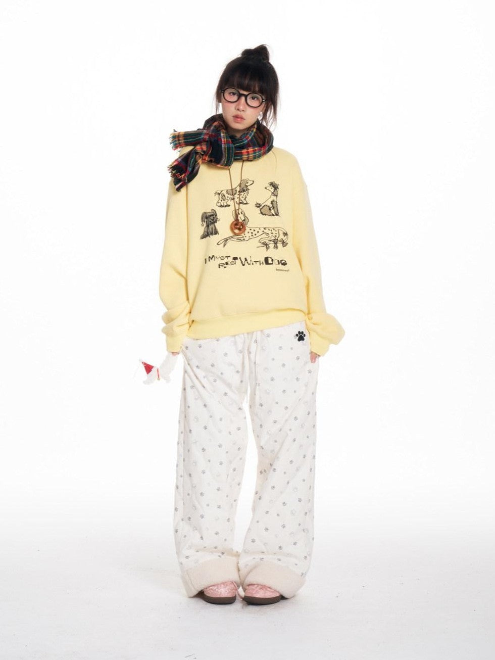 BETWEENAND Allover Paw Print Quilted Windproof Women&