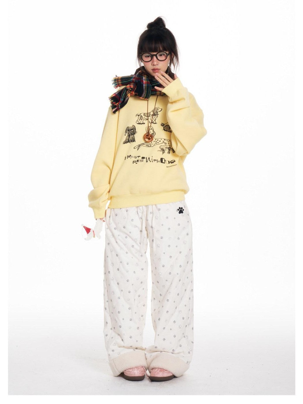 BETWEENAND Allover Paw Print Quilted Windproof Women&