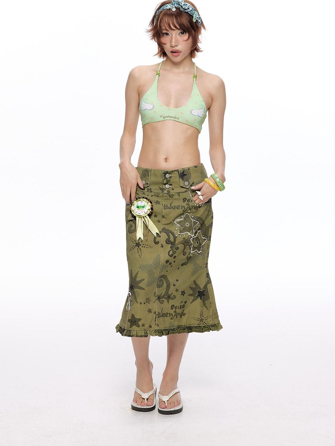 BETWEENAND Allover Star Applique Lace Distressed Fishtail Cargo Women&