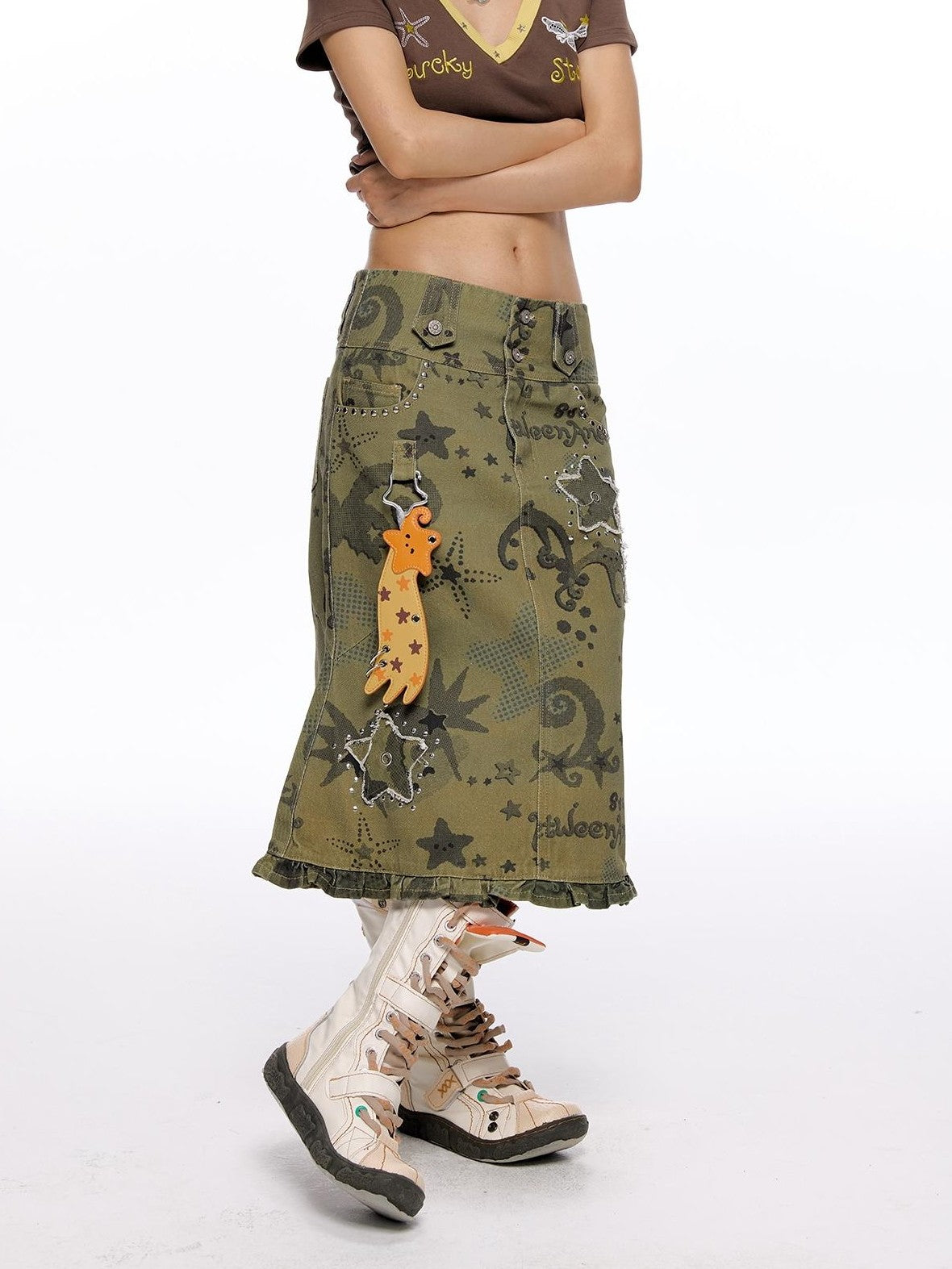 BETWEENAND Allover Star Applique Lace Distressed Fishtail Cargo Women&