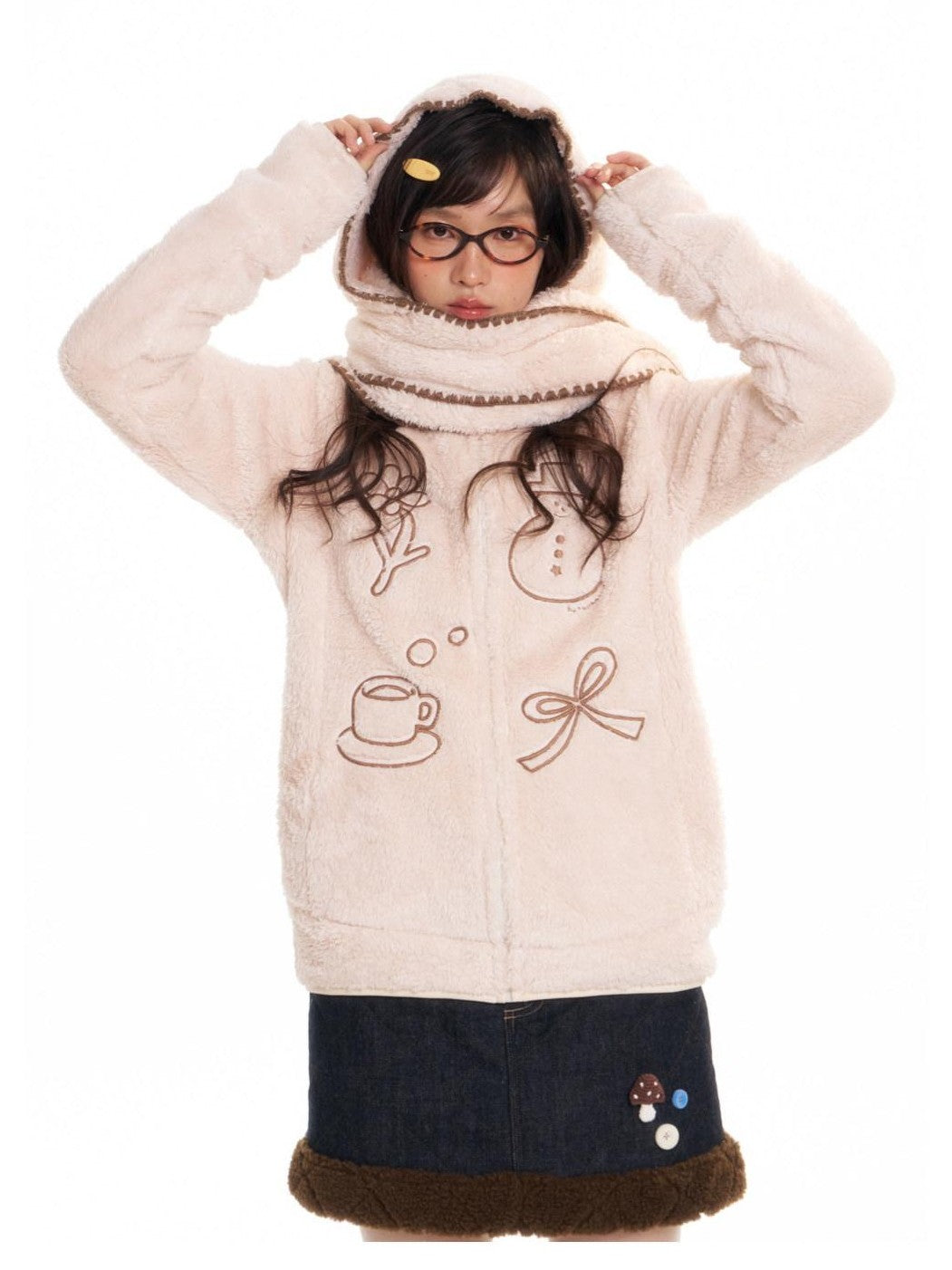BETWEENAND Apricot Stand Collar Loose Fluffy Polar Fleece Women&