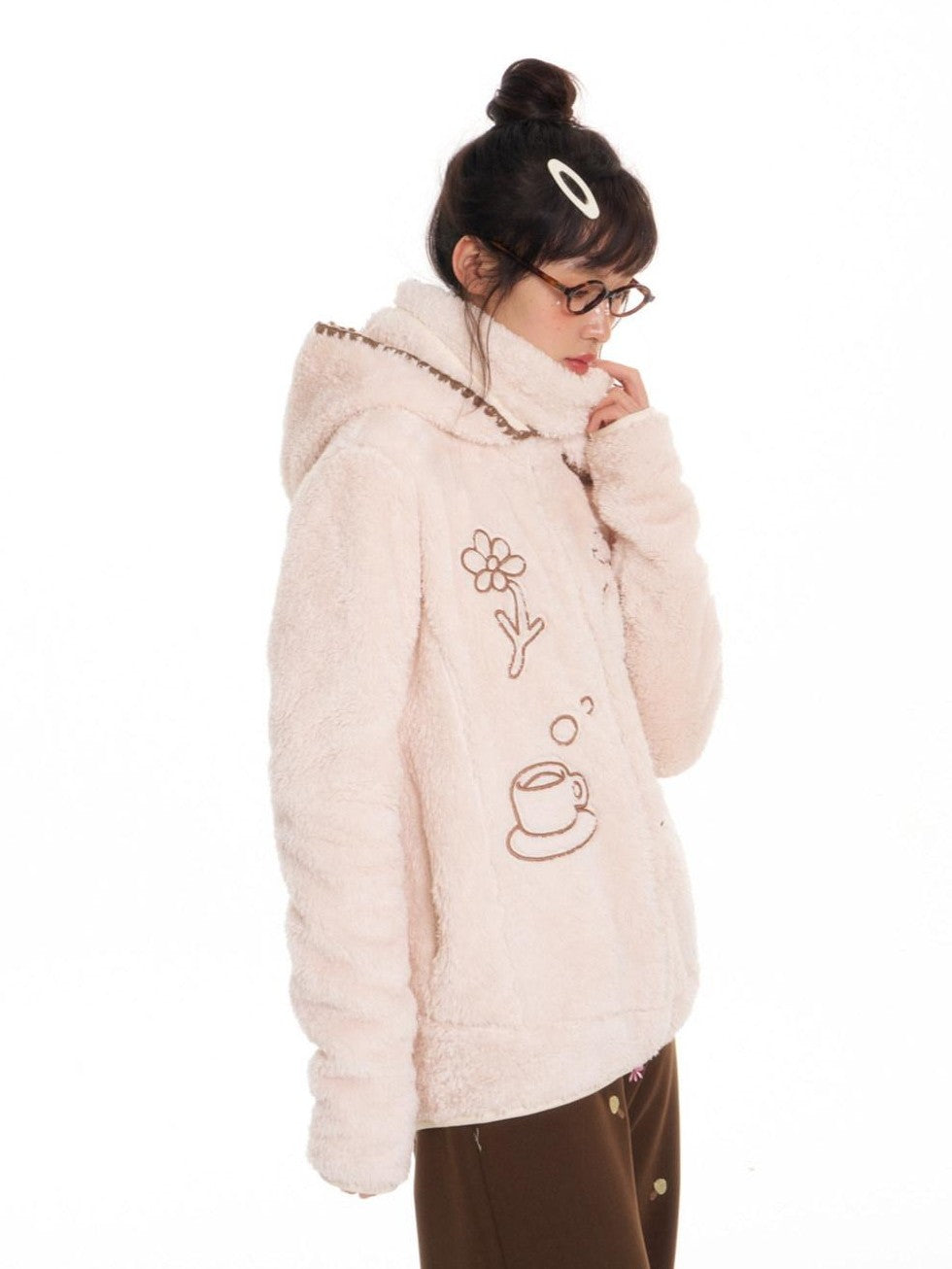 BETWEENAND Apricot Stand Collar Loose Fluffy Polar Fleece Women&