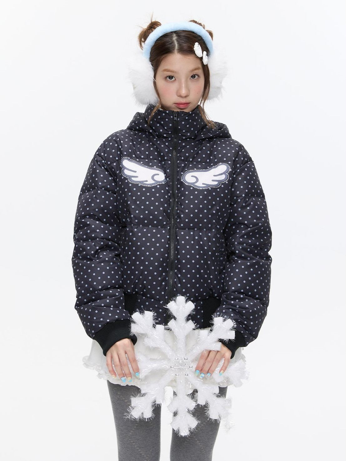 BETWEENAND Baby Blue Polka Dot Rhinestone Print Hooded Women&