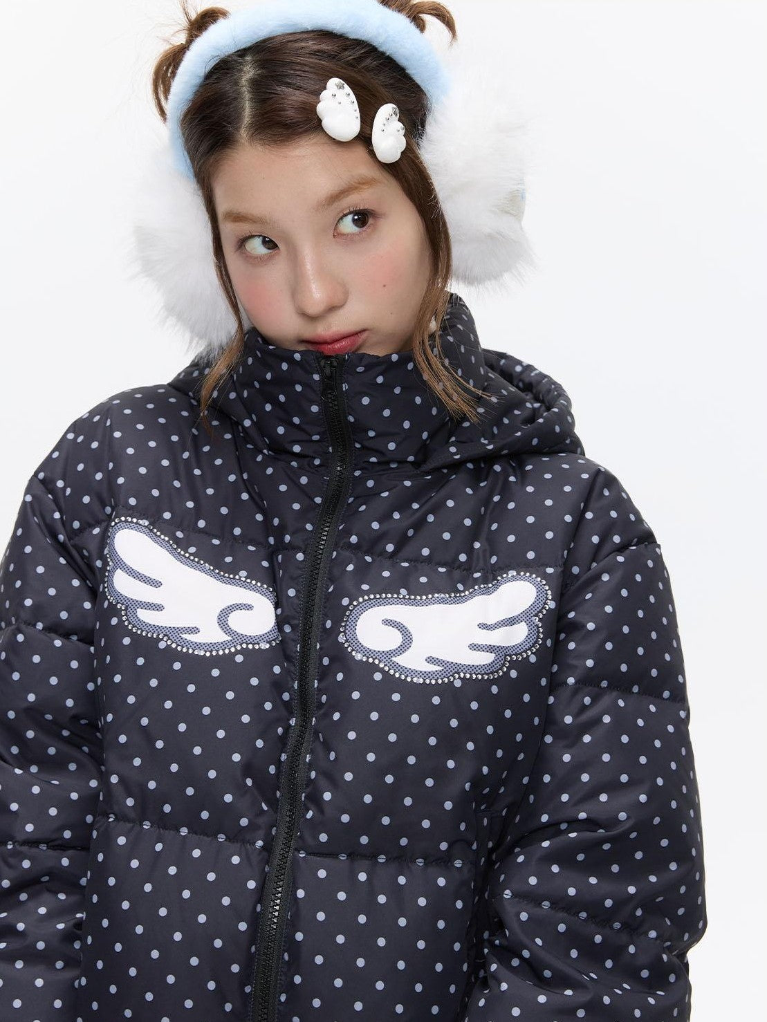 BETWEENAND Baby Blue Polka Dot Rhinestone Print Hooded Women&