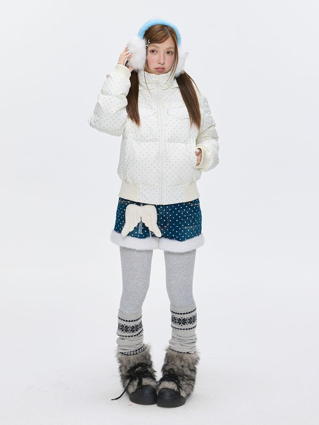 BETWEENAND Baby Blue Polka Dot Rhinestone Print Hooded Women&