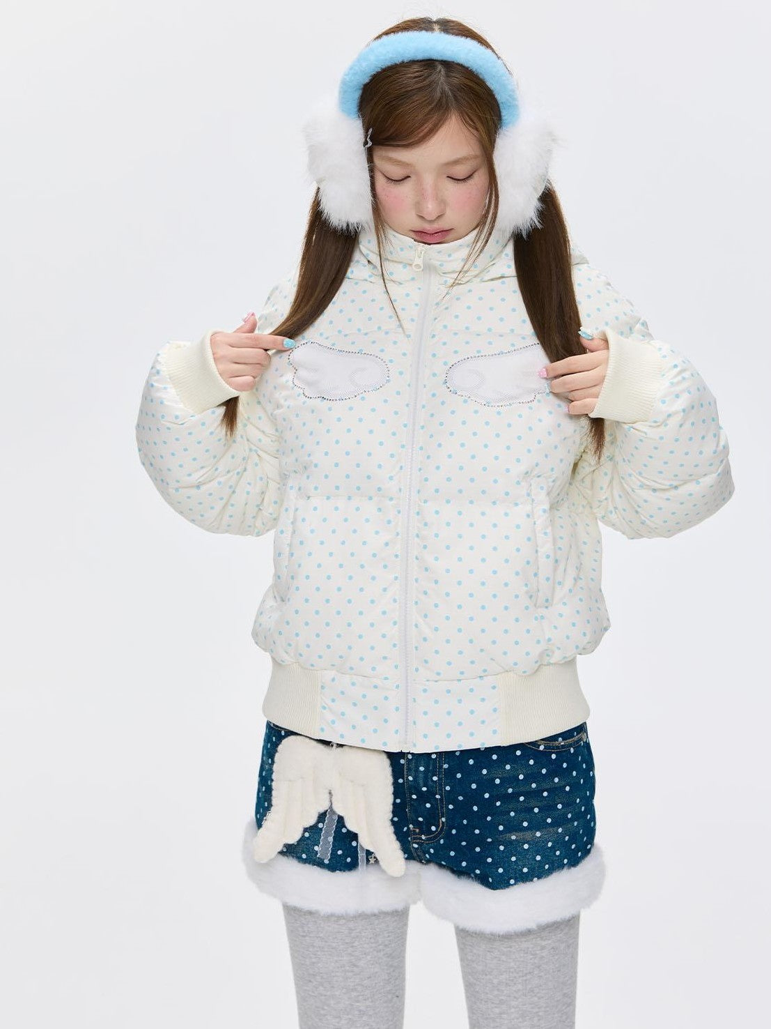 BETWEENAND Baby Blue Polka Dot Rhinestone Print Hooded Women&