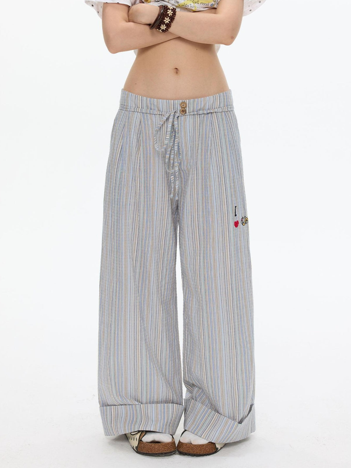 BETWEENAND Beach Colors Striped Cat Embroidery Women&