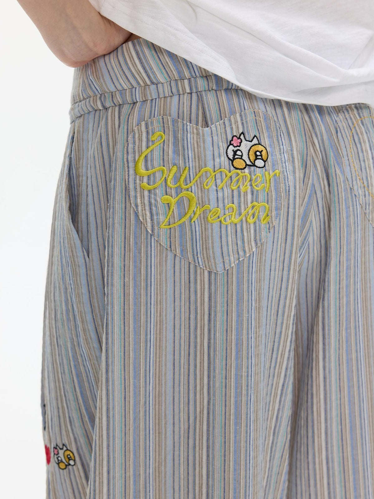 BETWEENAND Beach Colors Striped Cat Embroidery Women&