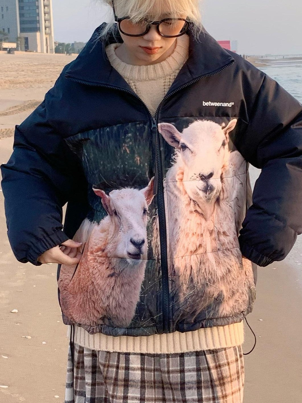 BETWEENAND Black Beige Animal Print Colorblock Women&