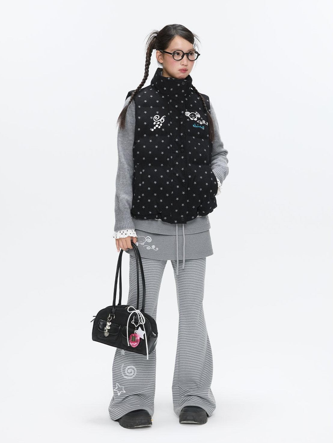 BETWEENAND Black Glitter Star Layered Vest Women&
