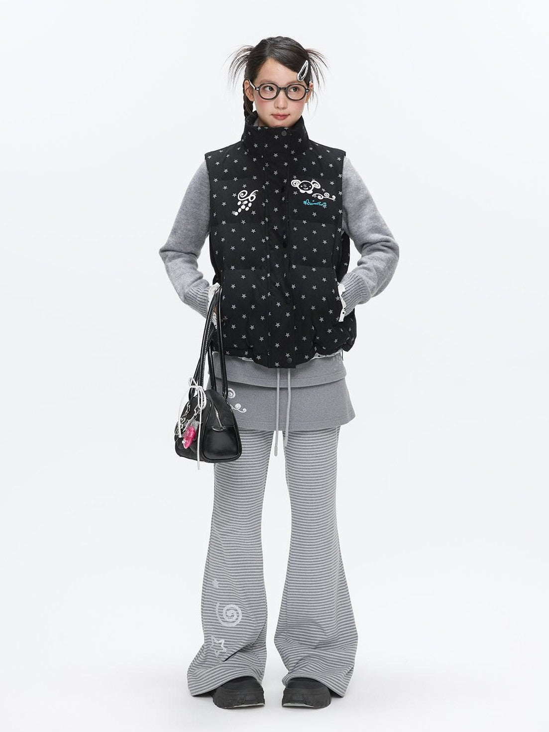 BETWEENAND Black Glitter Star Layered Vest Women&