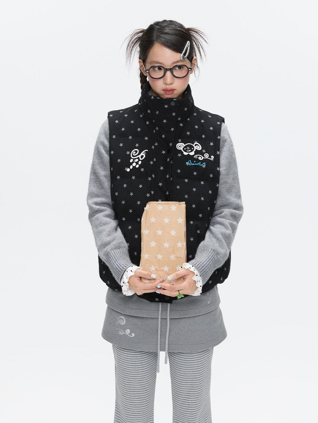 BETWEENAND Black Glitter Star Layered Vest Women&