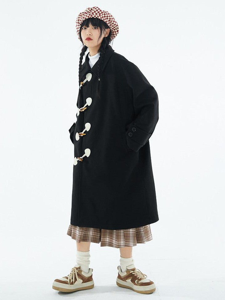 BETWEENAND Black Slanted Placket Peter Pan Collar Women&