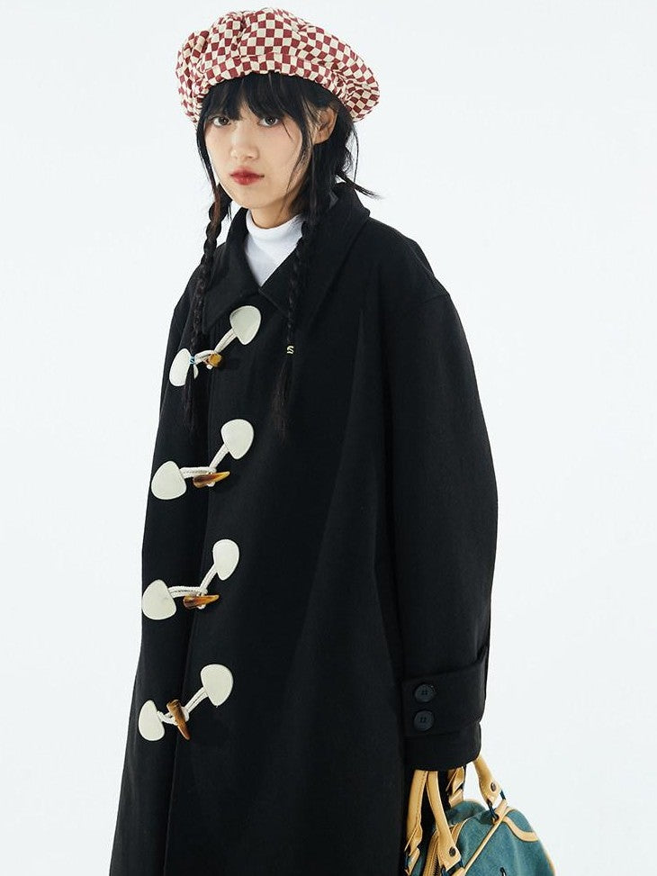 BETWEENAND Black Slanted Placket Peter Pan Collar Women&